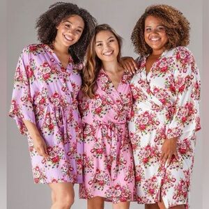 NWT Kennedy Blue Floral Bridesmaid Robe - White Bride